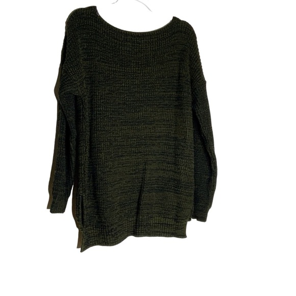Boohoo dark green V neck sweater. Size S/M - Picture 5 of 8